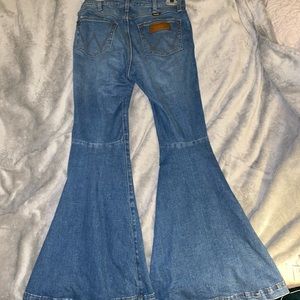 Wrangler Retro Bell Bottoms